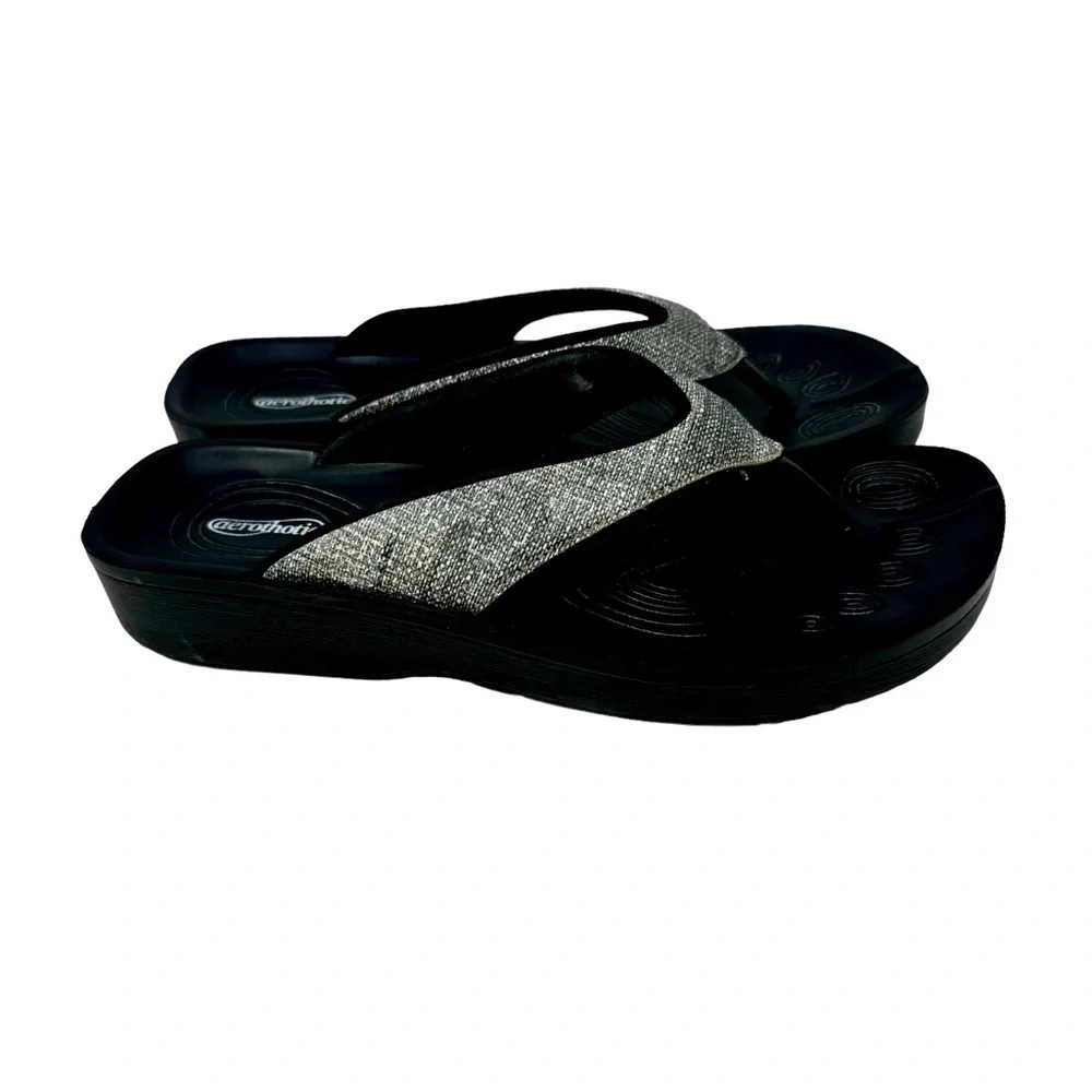 Aerothotie | Black and Grey Sandals | Size 7.5